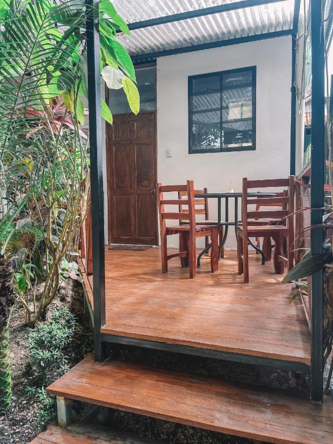 El Gato Rojas Surf Hostel Playa Santa Teresa  Экстерьер фото