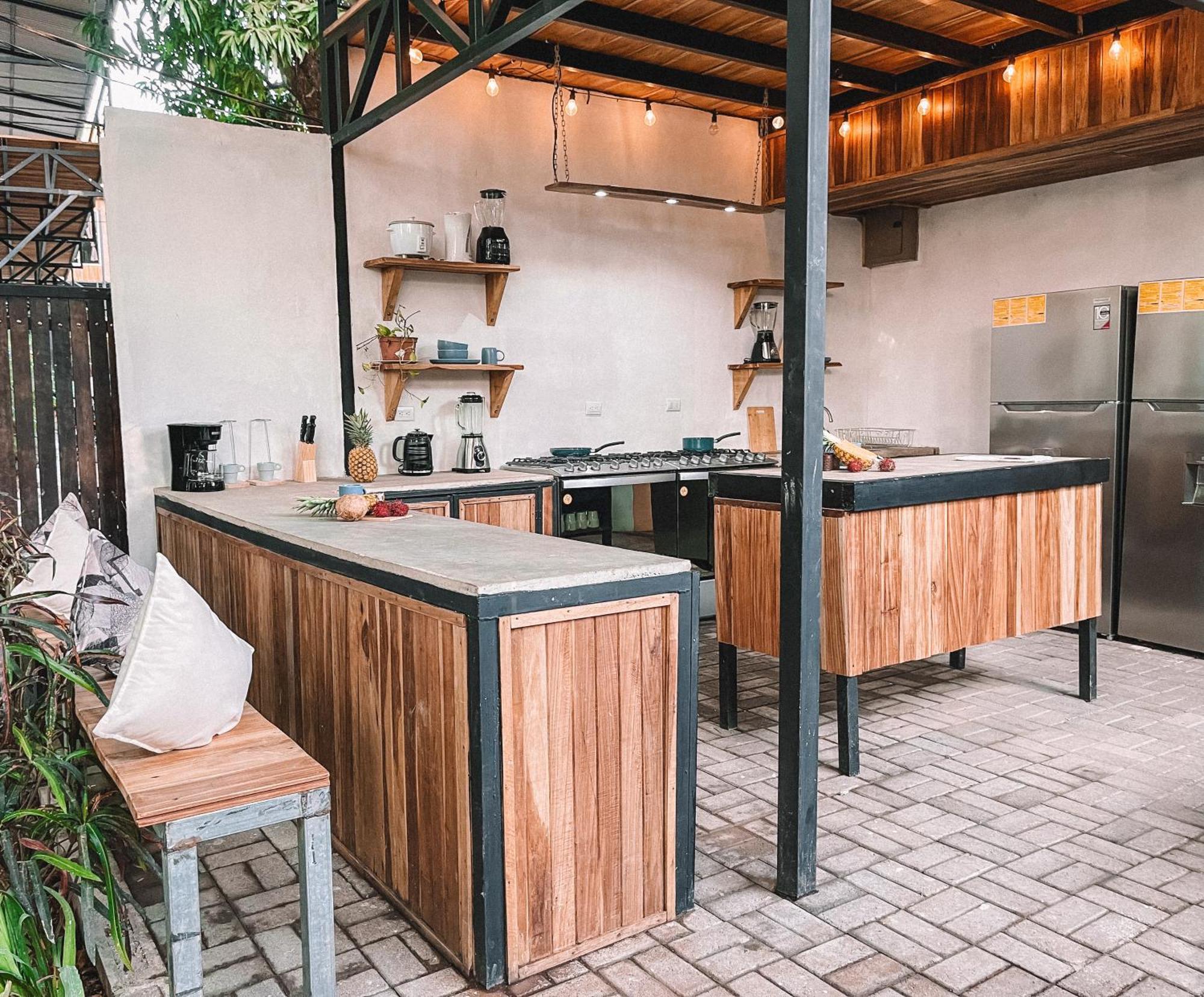 El Gato Rojas Surf Hostel Playa Santa Teresa  Экстерьер фото