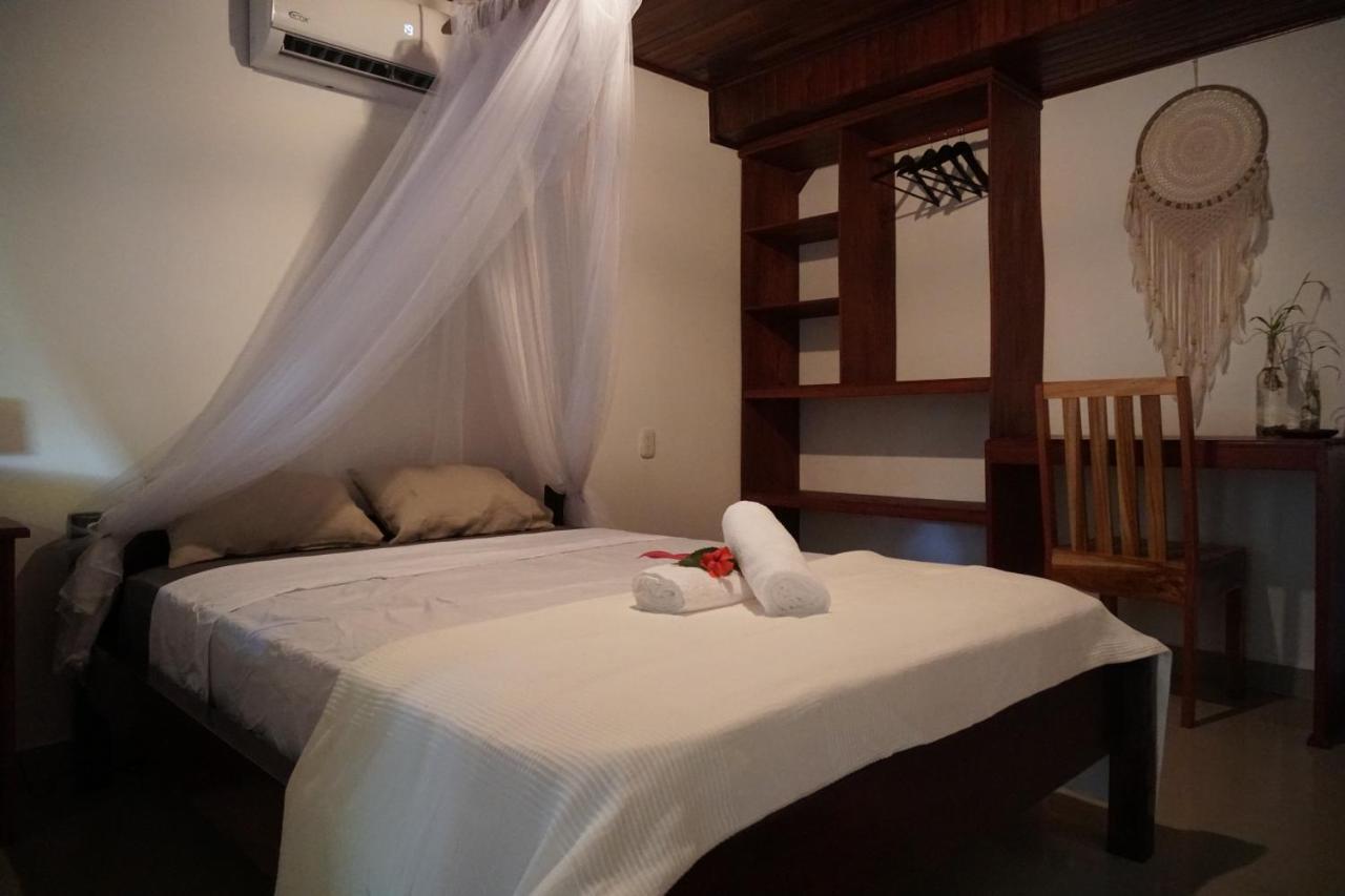 El Gato Rojas Surf Hostel Playa Santa Teresa  Экстерьер фото